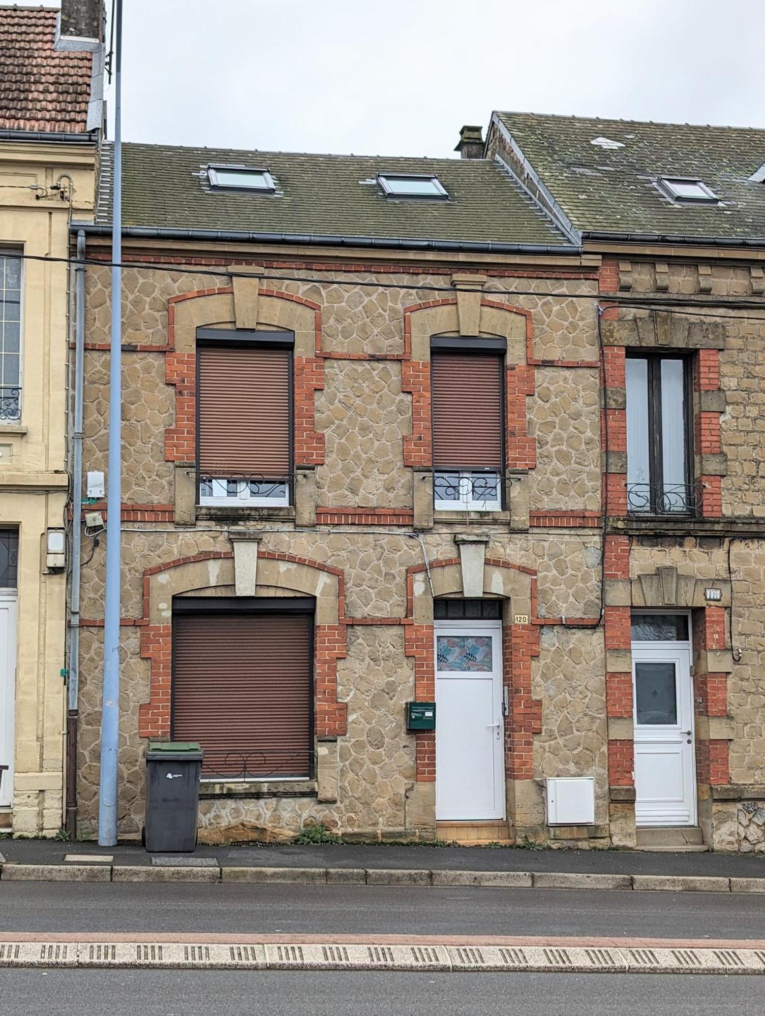 Oslo - Appartement Spacieux Et Cosy Шарлевиль-Мезьер Экстерьер фото