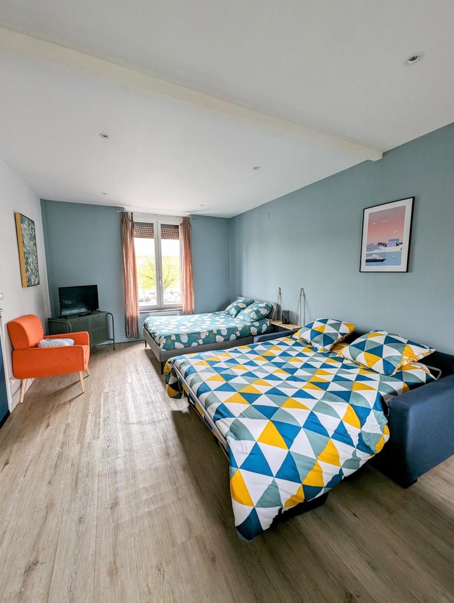 Oslo - Appartement Spacieux Et Cosy Шарлевиль-Мезьер Экстерьер фото